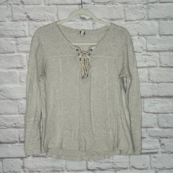 We The Free Free Peoole Heathered Cream Long Sleeve Lace Up Neckline Top - Picture 3 of 11